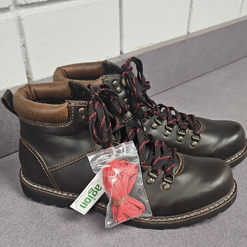 Kohl's Dark Brown Leather Boots with Red Laces